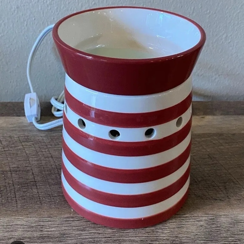 Scentsy Candy Shoppe Warmer